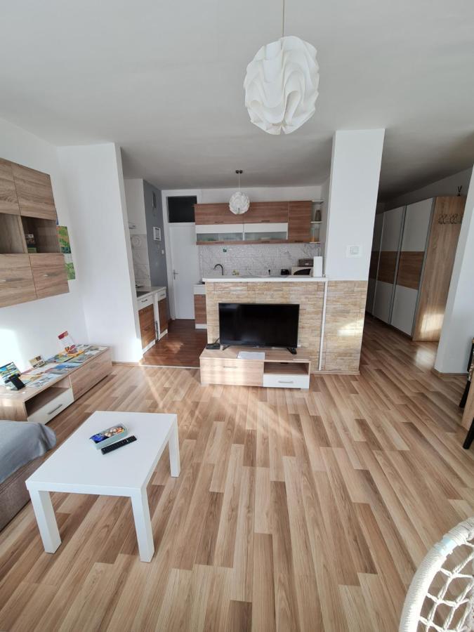 Apartment Pemper - Self Check In And Check Out オトチャッツ エクステリア 写真
